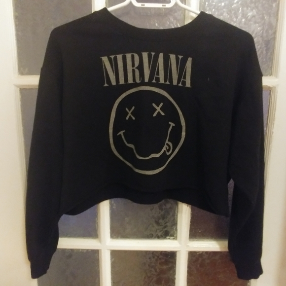 Streetwear Society Tops - Nirvana Cropped Sweatshirt